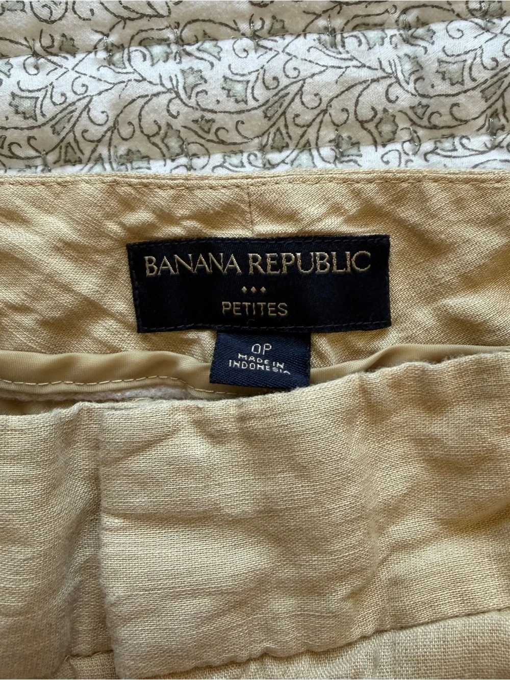 Banana Republic Linen Blend Tan Pants